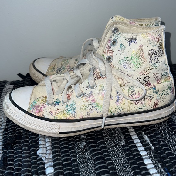 Converse - Picture 4 of 8